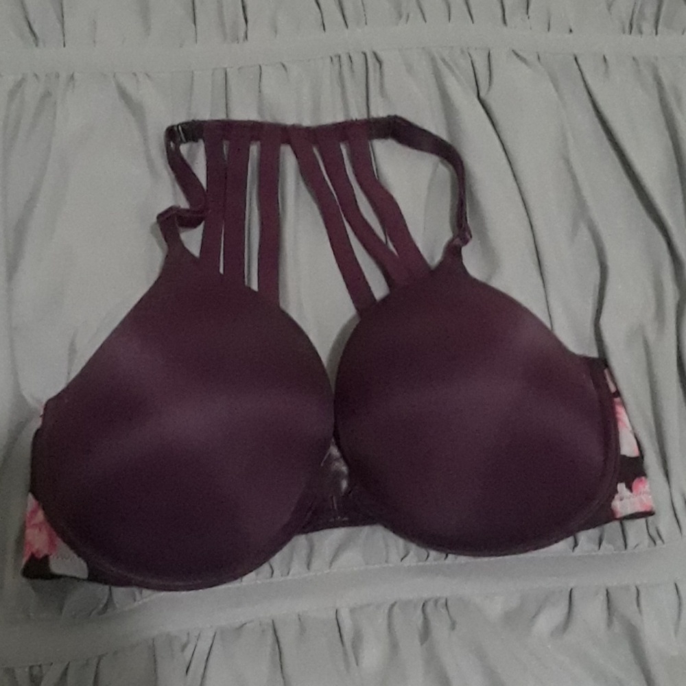 Dark burgundy bra from Pink